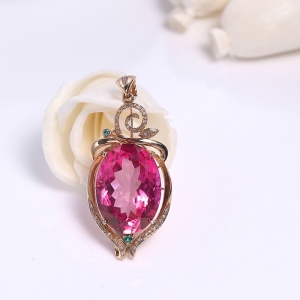 18K镶粉色托帕石吊坠