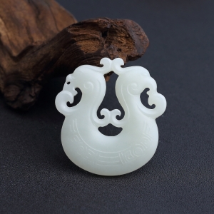 俄料青白玉山料古凤吊坠