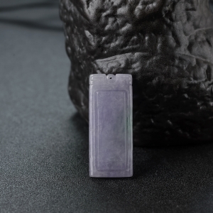 糯种俏色翡翠无事牌吊坠