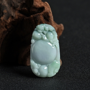 糯种春带彩翡翠福禄寿吊坠