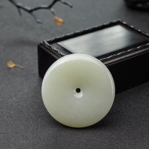 俄料青白玉山料平安扣吊坠