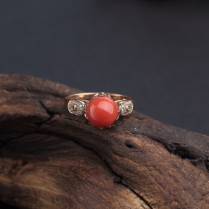 18K金镶钻沙丁橘红珊瑚戒指