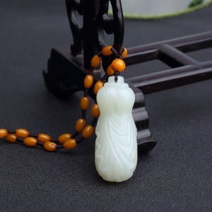 俄料白玉山料白菜吊坠