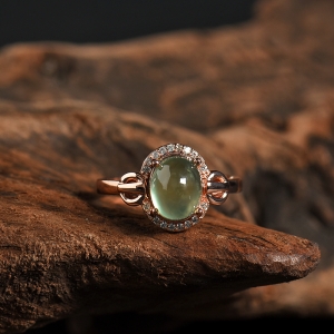 银镶葡萄石戒指