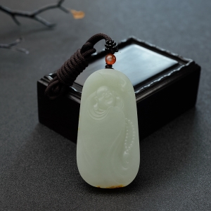 新疆和田青白玉山流水料佛吊坠