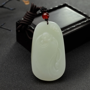 新疆和田青白玉山流水料佛吊坠