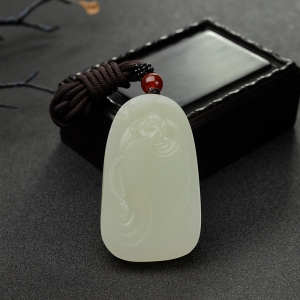 新疆和田青白玉山流水料佛吊坠