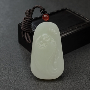 新疆和田青白玉山流水料弥勒佛吊坠