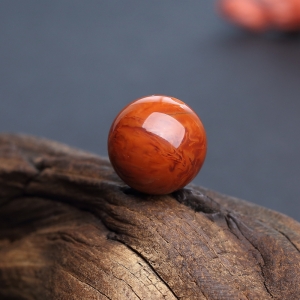 20mm柿子红南红圆珠