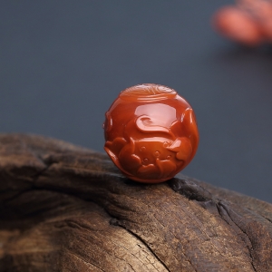 俏雕南红花鸟圆珠