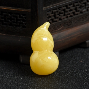 鸡油黄白花蜜葫芦吊坠