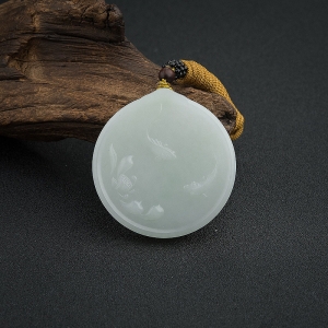 俄料青白玉山料连年有余吊坠