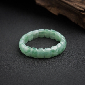 糯种飘翠翡翠手串