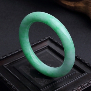 56#糯种飘翠翡翠圆镯