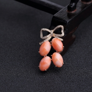 18K金镶MISU粉色珊瑚吊坠