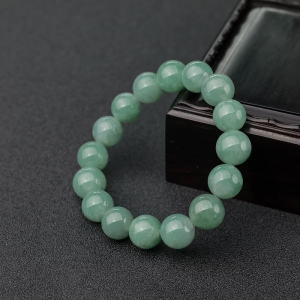 11mm糯种浅绿翡翠手串