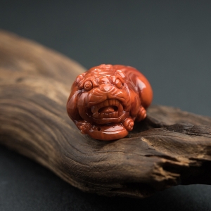 柿子红南红貔貅吊坠