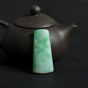 糯种飘翠翡翠节节高升吊坠