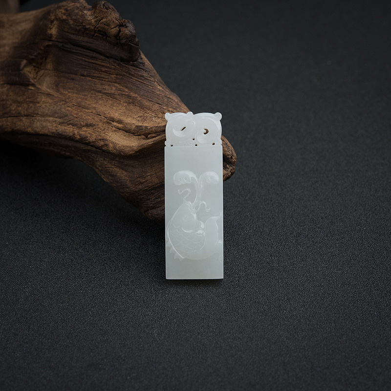 俄料白玉山料鲤鱼吊坠