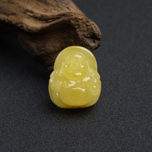 带皮鸡油黄蜜蜡弥勒佛吊坠