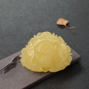 柠檬黄蜜蜡牡丹花吊坠