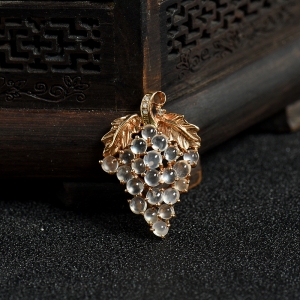 18K金镶钻糯冰种翡翠多子多福吊坠