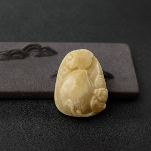 白花蜜蜡福禄双全吊坠