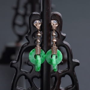 18k金镶钻糯种飘翠翡翠耳坠