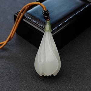 俄料青白玉山料玉兰花吊坠