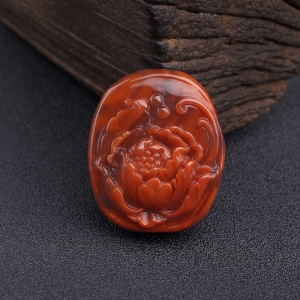 冻料南红牡丹花吊坠