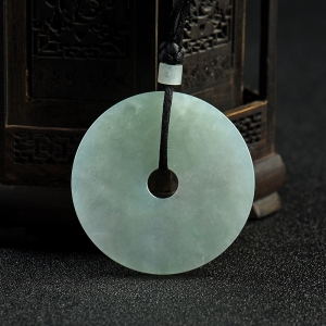 糯种浅绿翡翠平安扣吊坠