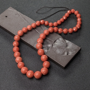 MOMO橘色珊瑚塔链