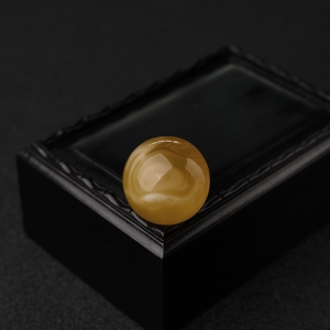 22.5mm鸡油黄金绞蜜圆珠