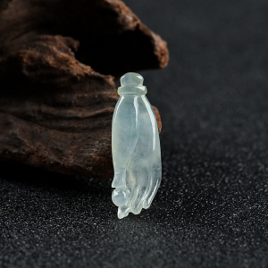 糯冰种翡翠佛手吊坠