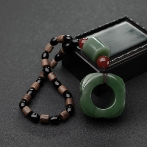 山料和田碧玉兽脸手把件