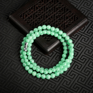 5.5mm糯种翠绿翡翠项链