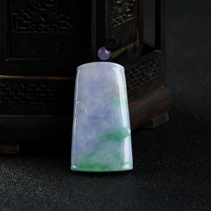 豆种春带彩翡翠节节高升吊坠