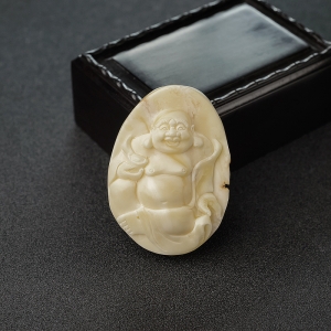 带皮象牙白白蜜弥勒佛吊坠