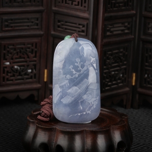 糯冰种浅紫色翡翠怡然自得吊坠