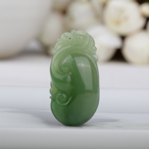 山料和田碧玉如意吊坠