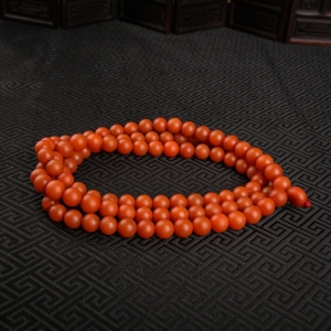 柿子红南红项链