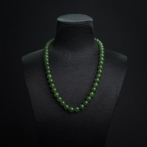 9.5mm山料和田碧玉项链