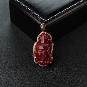 18K金镶钻阿卡深红珊瑚观音吊坠