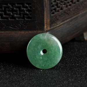 豆种暗绿翡翠平安扣吊坠