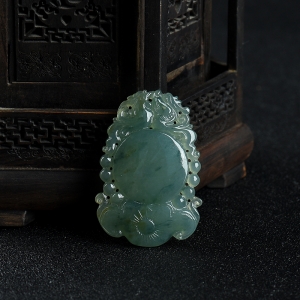 糯种飘花翡翠龙凤呈祥吊坠