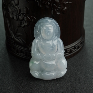 糯种飘翠翡翠观音吊坠