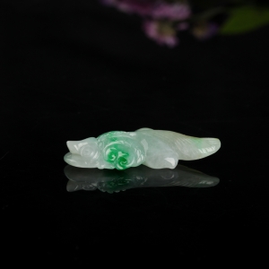 糯种飘翠翡翠金鱼吊坠