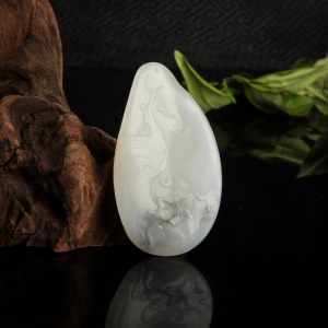 籽料和田青花玉凤鸣麟出吊坠