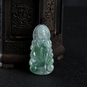 糯冰种飘花翡翠观音吊坠