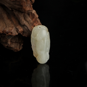 籽料和田白玉喜上眉梢吊坠